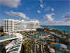 Hilton_Miami.jpg (103653 oCg)